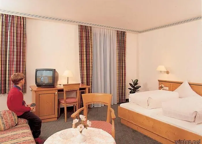 Landgasthof Hacker Hotel Zachenberg