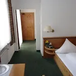 Hotel Landgasthof Hacker Zachenberg