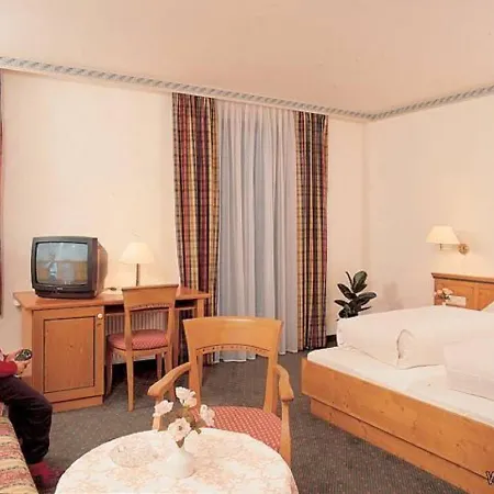 Landgasthof Hacker Hotel Zachenberg
