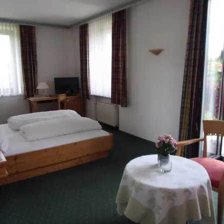 Landgasthof Hacker Zachenberg