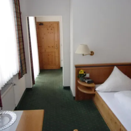 Hotel Landgasthof Hacker Zachenberg